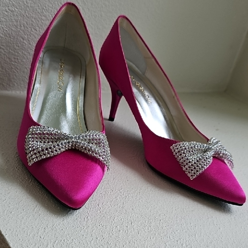 Caparros Fuchsia Satin Heels with Rhinestone Bow - Picture 7 of 9